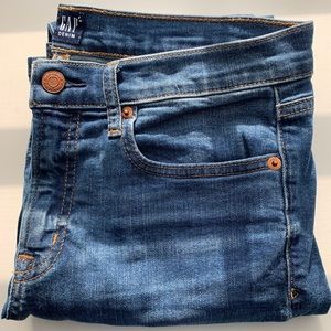 Gap True Skinny Jeans 28R
